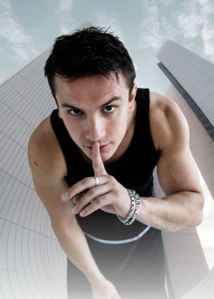 NЮ Юрий Николаенко