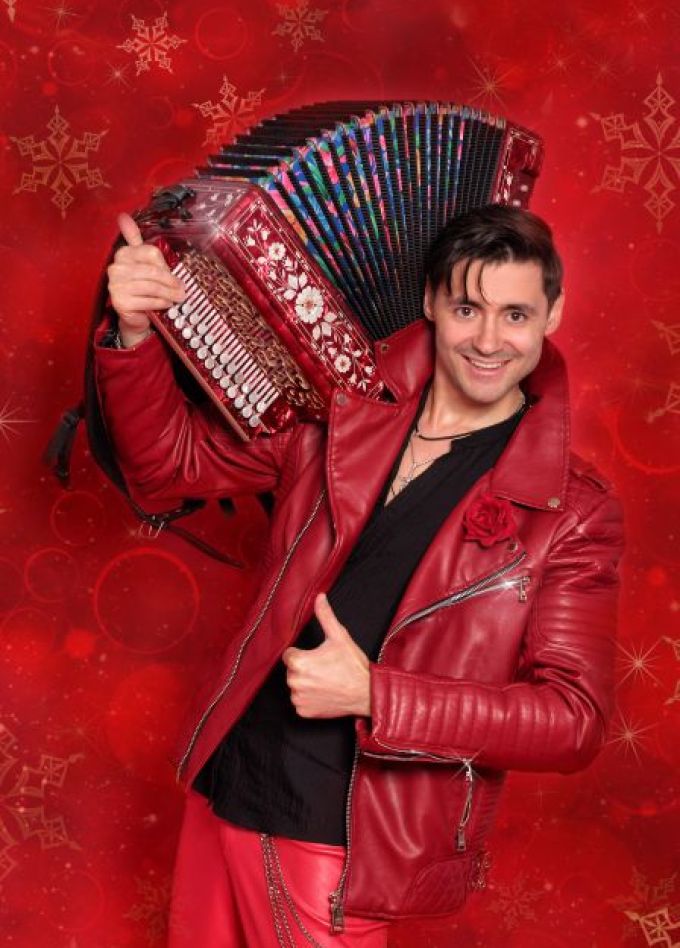 Дмитрий Иващенко: Песни под гармонь