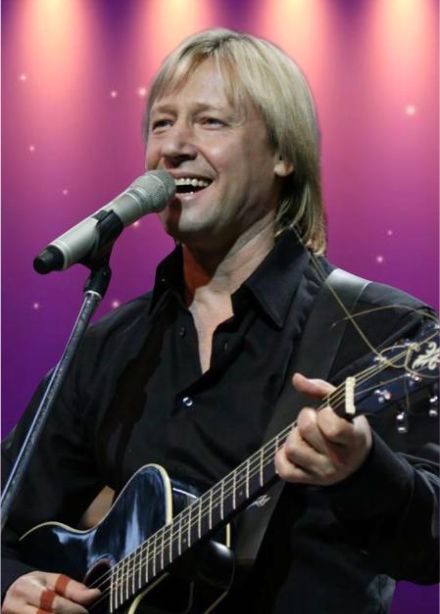 Дмитрий Харатьян