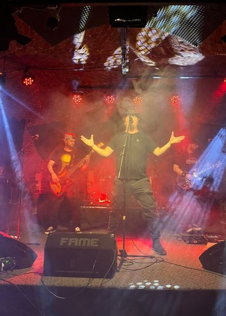 Новогоднее кавер-шоу. Группа Шляпная борода